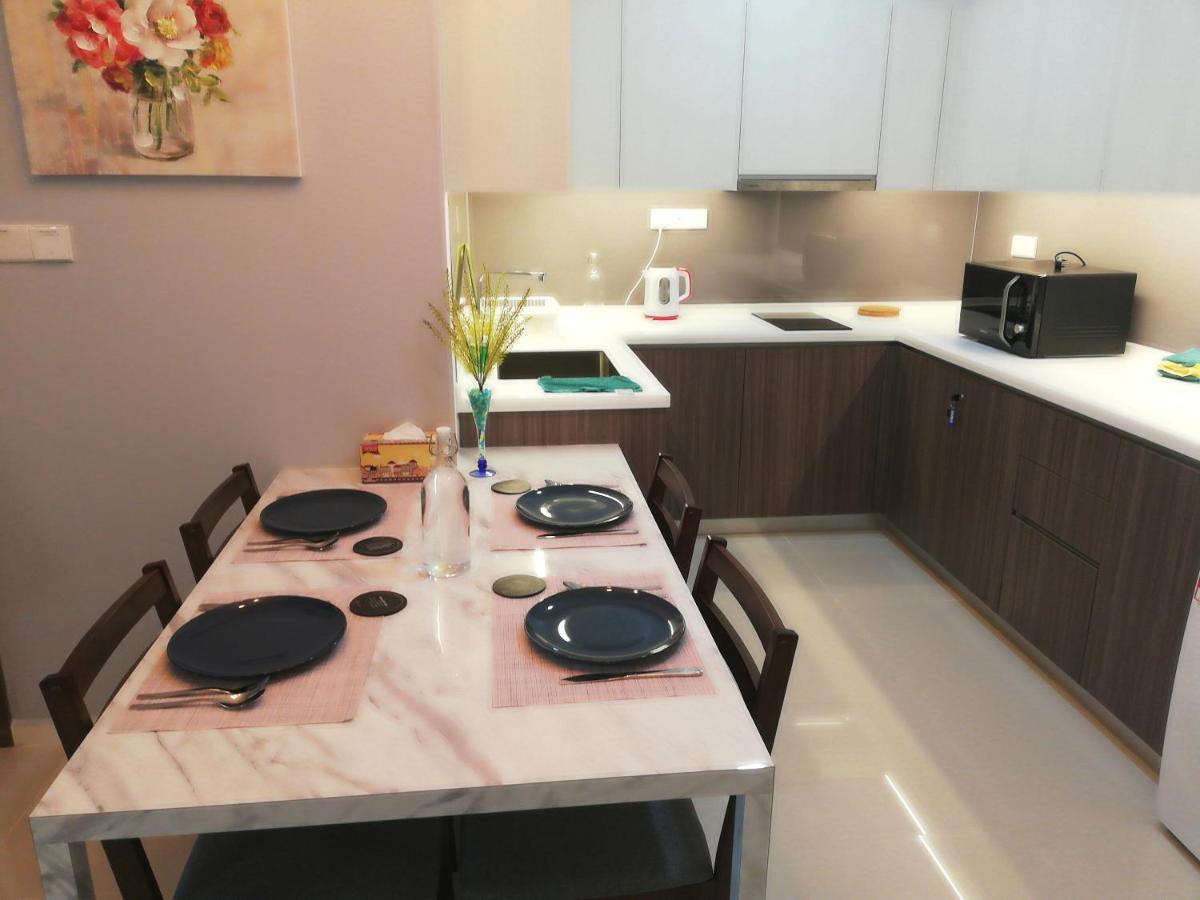 Suasana Jb At Jb Center Luxury Modern & Rustic 1Br Apt For Bussiness,Vacation Trips 新山 外观 照片