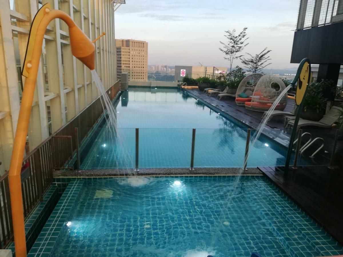 Suasana Jb At Jb Center Luxury Modern & Rustic 1Br Apt For Bussiness,Vacation Trips 新山 外观 照片